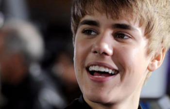 Justin Bieber pourrait jouer la comédie avec Ashton Kutcher